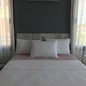 Lemon House Cunda Oda ve Kahvaltı Ayvalı